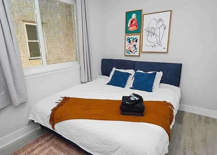 Cozy 3br Retreat Sleeps 8 With Free Parking Near Of Illinois Chicago, Medical District & West Loop * Чикаго